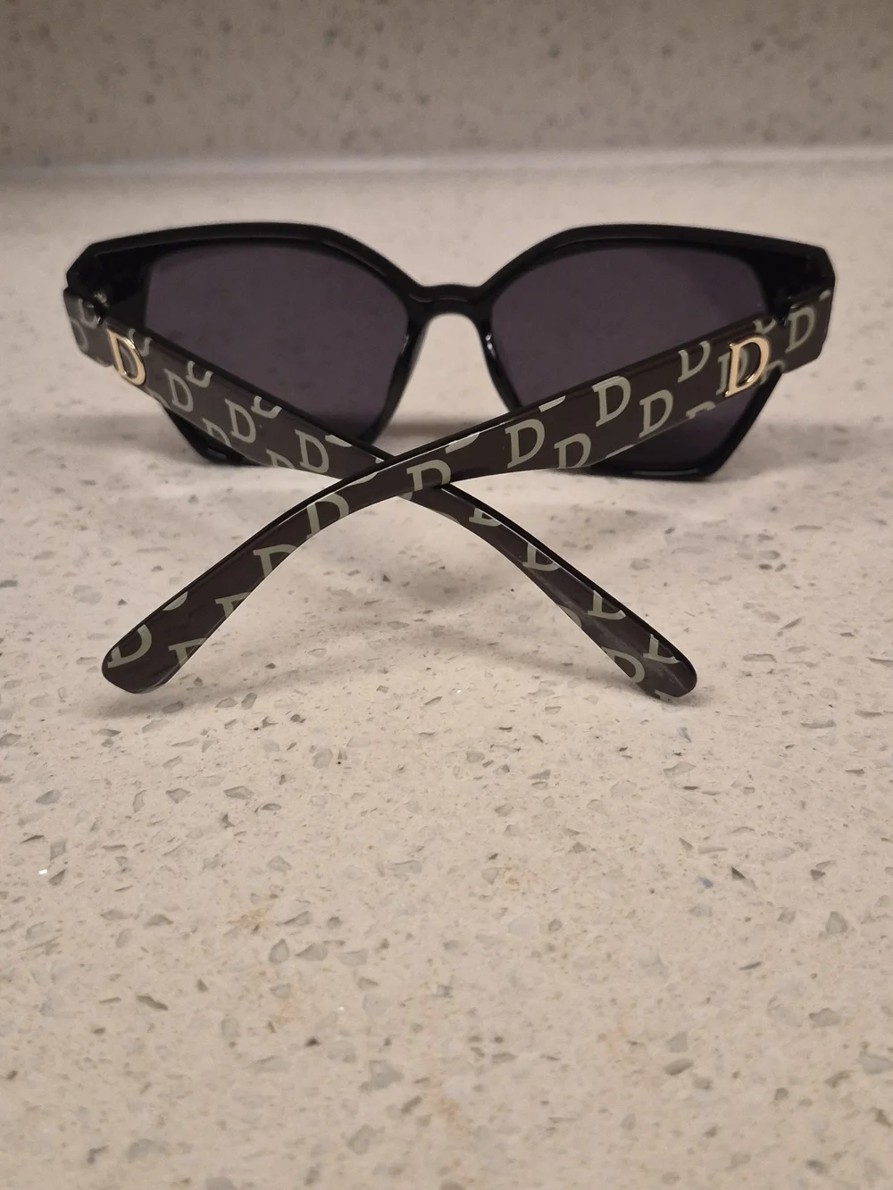 Black Sunglasses with Logo-Pattern Temples